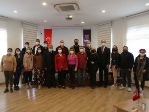 Efeler’den gazetecilere ilk yardım eğitimi