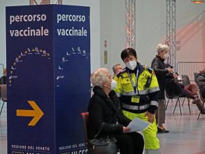 İtalya’da son 24 saatte 627 can kaybı