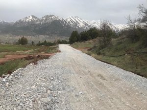 Çameli’de mahallelerde üst yapı çalışmaları devam ediyor