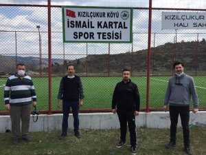 İsmail Kartal ismi köylerindeki halı saha tesisine verildi