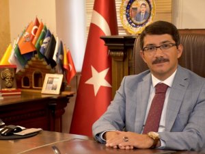 Başkan Çelik’ten belediye çalışanlarına promosyon müjdesi