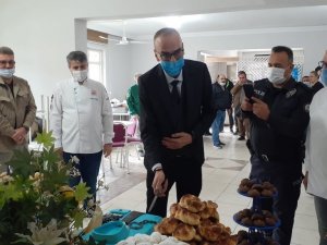 Profesyonel aşçılar Söke polisinin haftasını kutladı