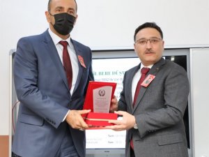 Validen şehidin hayatının kitaplaştırılması isteği