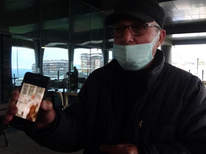 Öldü diye defnettikleri babalarını hastanede görünce şok oldular