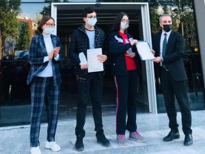 Aydın My Kolej öğrencilerine Cambrid başarı belgesi
