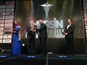 Başkan Özyiğit’e sağlıkta hizmet ve onur ödülü