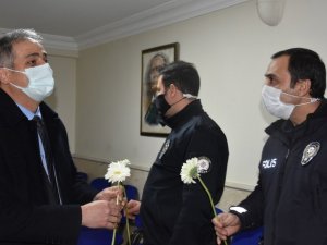 AK Parti’den, Emniyet teşkilatına kutlama