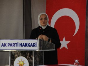 AK Parti Kadın Kolları Genel Başkanı Keşir Hakkari’de