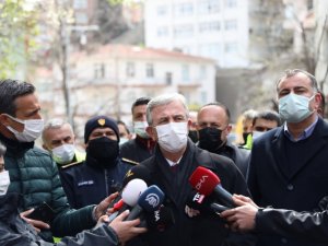 Mansur Yavaş istinat duvarı yıkılan binayla alakalı açıklamalarda bulundu