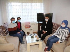 Vali Çelik ve Emniyet Müdürü Koç’tan duygulandıran ziyaret