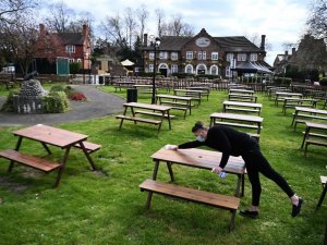 İngiltere’de Covid-19’a bağlı son 7 aydaki en düşük can kaybı