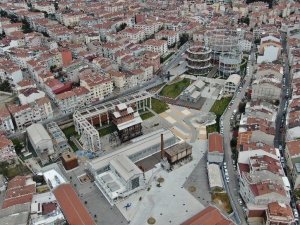 Kadıköy’de restore edilen tarihi Hasanpaşa Gazhanesinin son hali havadan görüntülendi