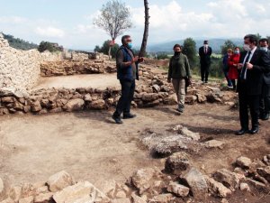 Akyaka Kalesi 7 ayda gün yüzüne çıktı