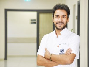 Prof. Dr. Akın: "Oruç tutmadığınız saatlerde, su kaybını azaltmak için bol su tüketin"