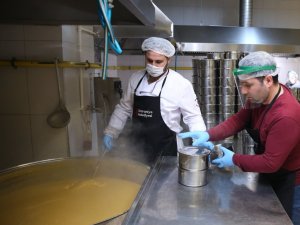 Özlenen iftar çadırları Ümraniye’de evlere taşınıyor