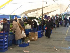 Semt pazarlarında Ramazan öncesi alışveriş hareketliliği
