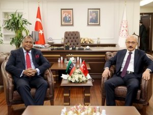 Bakan Elvan, Libya Maliye Bakanı Halid El-Mabrouk Abdullah ile görüştü