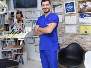 Dr. Şimşek: “İmplant sonrası ağrı, diş çekiminden farksız”