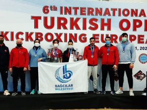 Türkiye Açık Kick Boks Avrupa Kupası’nda birincilik Bağcılar’ın