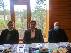 Kaymakam Doğanoğlu’na veda yemeği