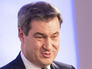 Almanların çoğu, Bavyera Eyalet Başbakanı Söder’in Merkel’in yerini almasına ‘sıcak bakıyor’