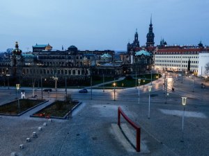 Almanya’da son 24 saatte korona virüsten 342 ölüm