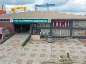 Tuzla’da ihtiyaç sahibi ailelerin çarşısı var