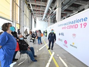 İtalya’da son 24 saatte Covid-19’a bağlı 469 can kaybı