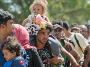 Danimarka, Suriyeli göçmenlerin oturma izinlerini iptal etmeye başladı