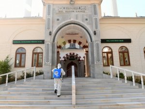 Yenişehir Belediyesi, ilçe genelinde dezenfeksiyona devam ediyor