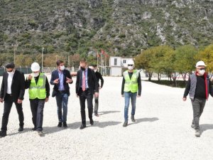 Kaymakam Böke, Ören Yat İmalat ve Çekek yerinde incelemede bulundu