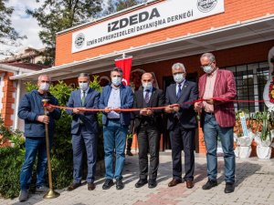 Depremzedeler İZDEDA çatısı altında örgütlendi