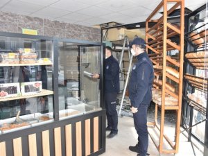 Erenler’de fırın ve marketlere gıda denetimi