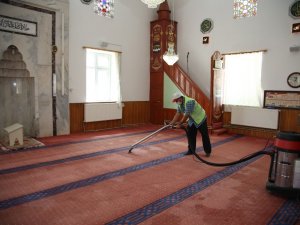 Gölbaşı’nda hijyen çalışmaları tam gaz sürüyor