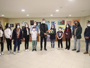 Başkan Gökhan Yüksel, ‘Sanat Akademisi Resim Öğrencileri Sergisi’nin açılışına katıldı