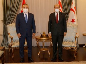 KKTC Cumhurbaşkanı Tatar, Çavuşoğlu’nu kabul etti