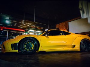 JuniqueDesign milyonluk Ferrari’ye özel dizayn yaptı