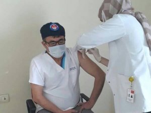 Hisarcık’ta iftar sonrası aşılama devam ediyor