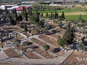 Nazilli’de mezarlıklar bakıma alındı