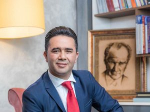 Prof. Dr. Ümit Taşkın: “Covid testi olmayana estetik operasyon yapılmaz”