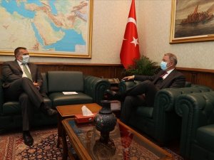Milli Savunma Bakanı Hulusi Akar, Slovenya Büyükelçisi Primoz Seligo’yu kabul etti.