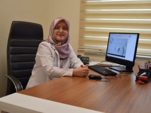 Doç. Dr. Uyar, “Maskeleri tekrar tekrar kullanmamalıyız”