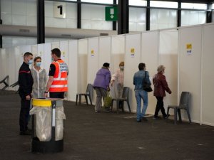 Fransa’da son 24 saatte 6 bin 696 yeni vaka