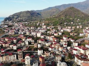 Kemalpaşa ilçesi sakinleri hastane istiyor