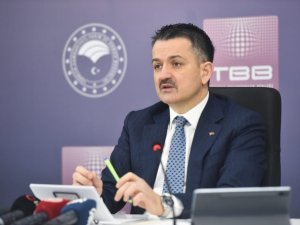 Tarım ve Orman Bakanı Pakdemirli: "Toplam 40 bin ton patates ve 10 bin ton kuru soğan dağıttık”