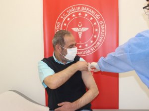 55 yaş üstü vatandaşlara aşılama başladı