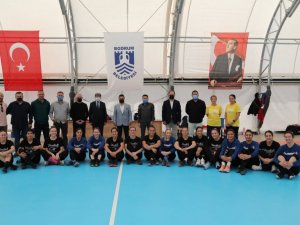 Başkan Aras’tan Yalıkavaksapor’a moral ziyareti