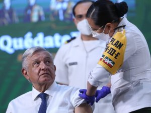 Meksika Devlet Başkanı Obrador, AstraZeneca aşısı oldu