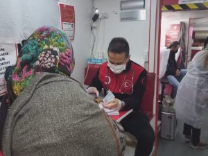 İftar sonrası kan bağışında bulundular