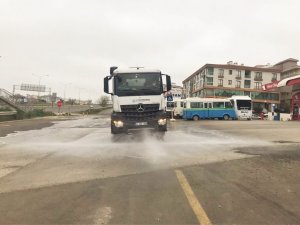 Salgınla mücadele her alanda sürüyor